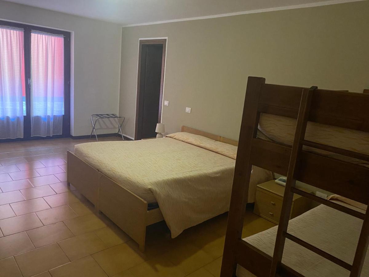 Albergo La Perla Краведжиа Экстерьер фото