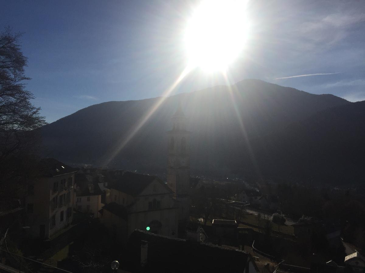 Albergo La Perla Краведжиа Экстерьер фото