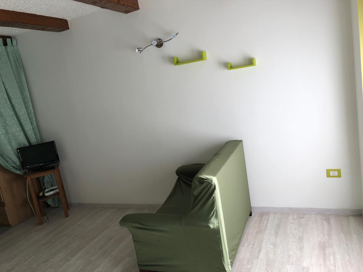 Albergo La Perla Краведжиа Экстерьер фото
